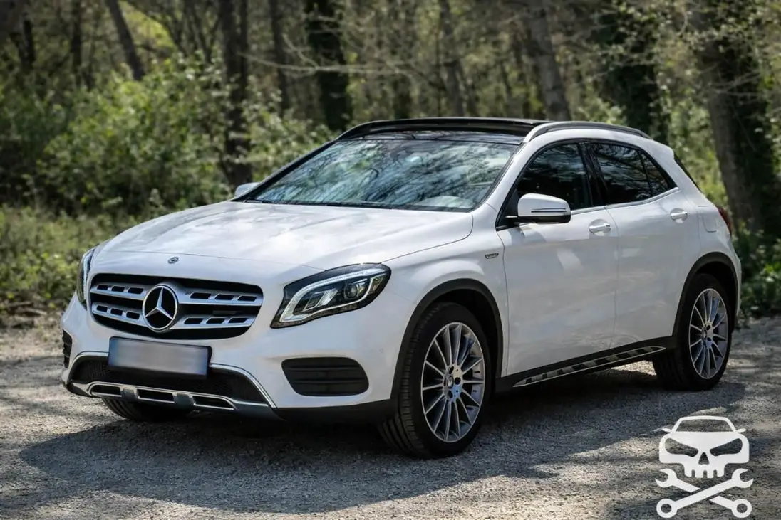 MERCEDES GLA phase 2 2.1 200 D 136 STARLIGHT EDITION 2019