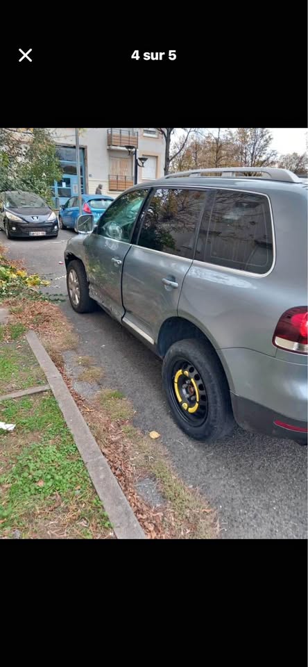 Volkswagen Touareg 2009 — photo 1